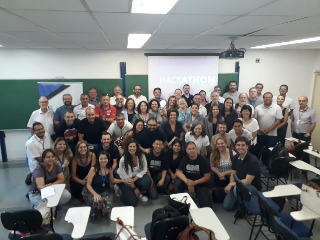 Hackathon para professores USCS